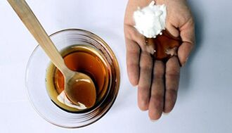 Ένα μείγμα σόδας και μελιού είναι μια λαϊκή θεραπεία για την αύξηση της κυκλοφορίας του αίματος στο πέος